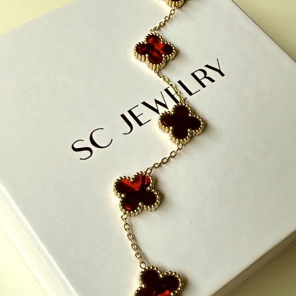 Clover Bracelet Velvet Red Double Sided Four Leaf - Picture 6 of 11